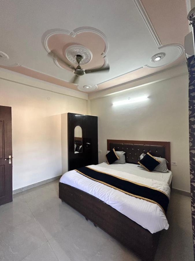Chandra Palace Rishīkesh 外观 照片